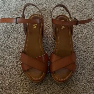 Brown Leather-Strap MIA sandals